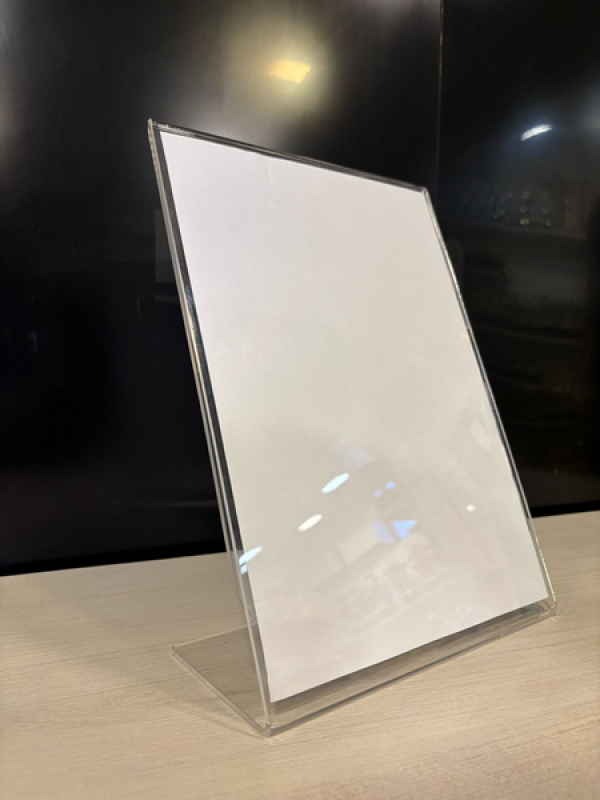 DISPLAY A4 (297 x 210 mm) DE MESA (VERTICAL) 